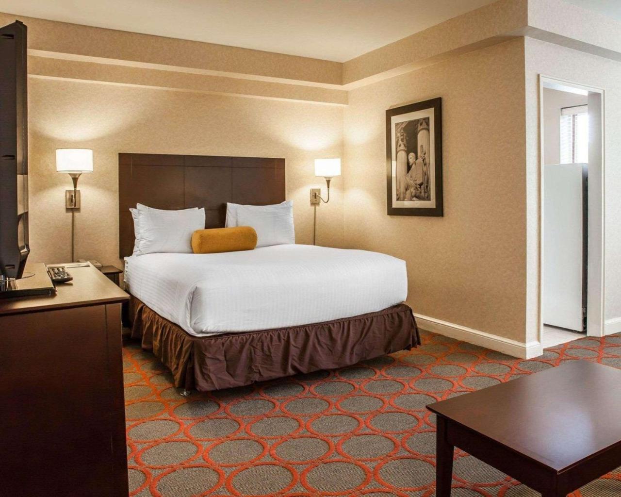 The Virginian Suites, Ascend Hotel Collection Arlington Kültér fotó
