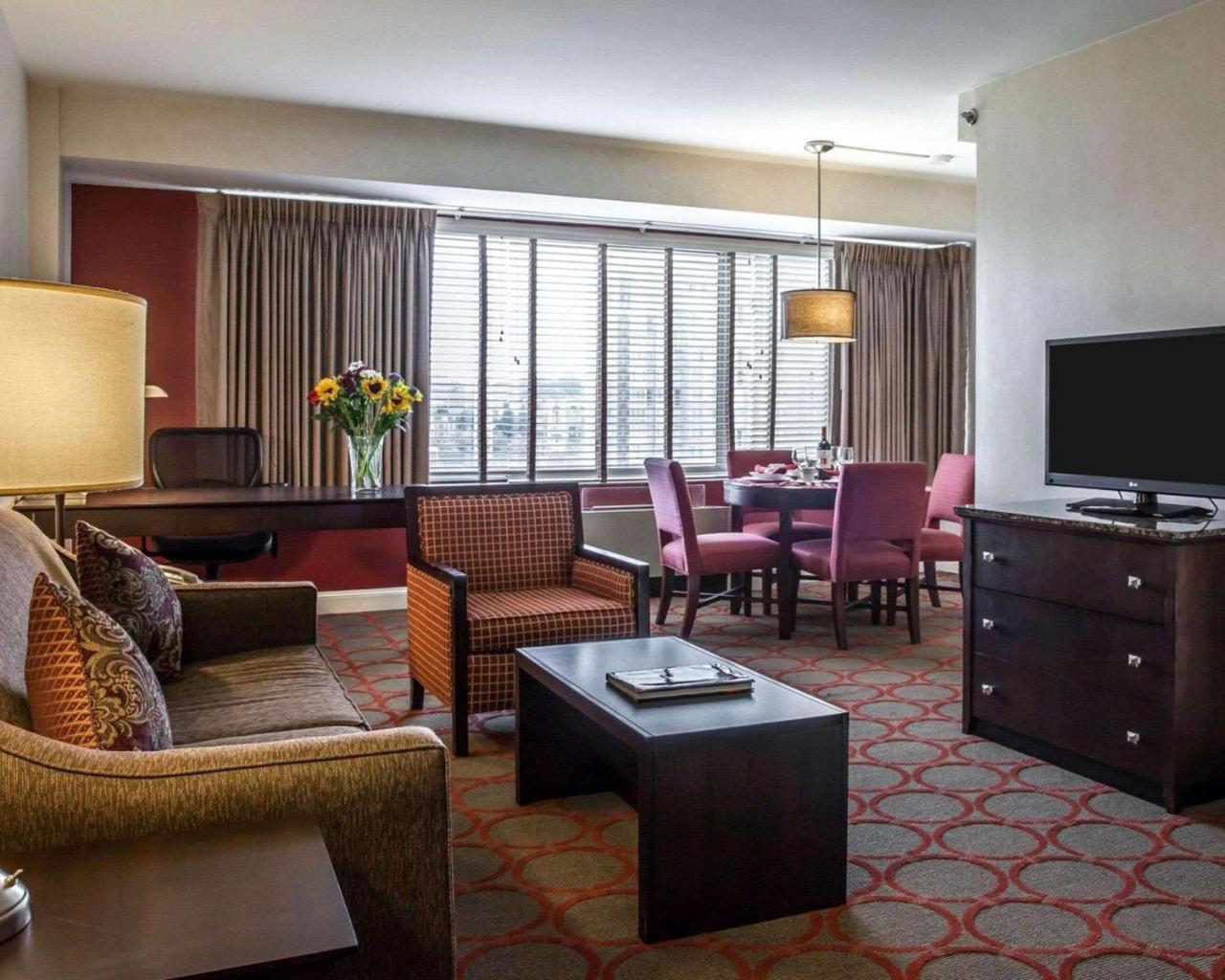 The Virginian Suites, Ascend Hotel Collection Arlington Kültér fotó